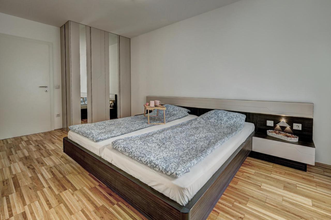 Apartament Carin Deluxe I Wiedeń Zewnętrze zdjęcie